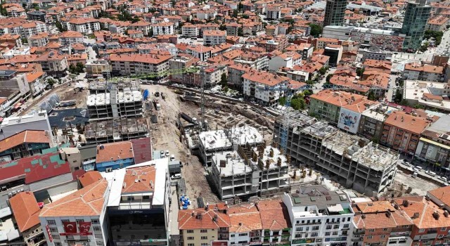 Türkiyenin en hızlı ilerleyen kentsel dönüşüm projesi yüzde 35 tamamlandı