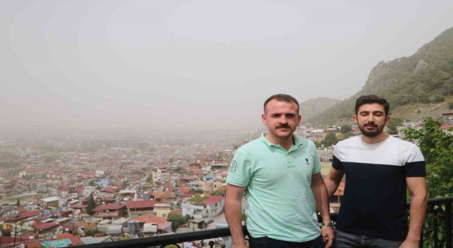 Türkiyenin güneyinde toz bulutu etkisini hissettiriyor