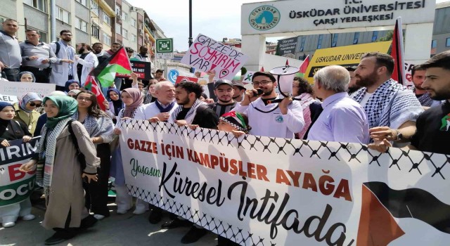 Üsküdar Üniversitesi öğrencilerinden Gazzeye destek yürüyüşü