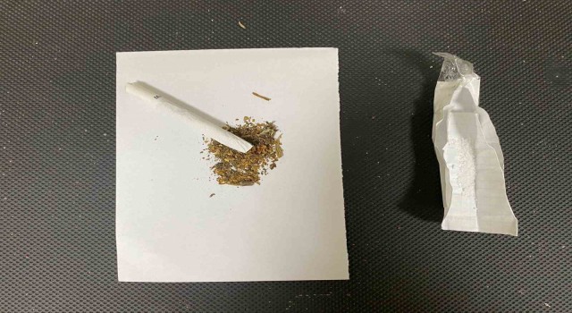 Uyuşturucu ile yakalanan şahsa işlem yapıldı
