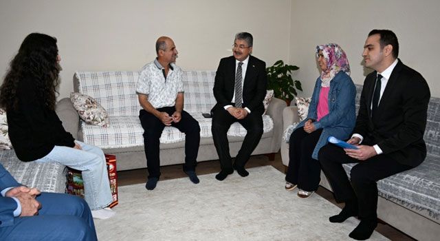 Vali Dr. Yılmaz Osmaniye'de Vatandaşları Ziyaret Etti
