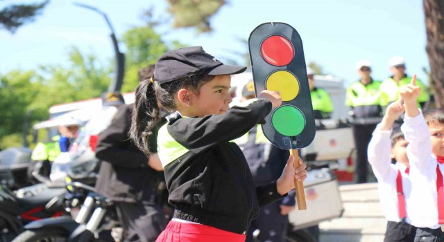 Vali Erkan Kılıç: Bolu, trafik kurallarına çok saygılı bir il