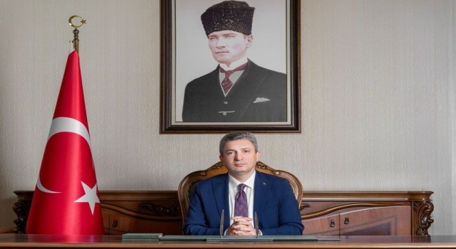 Vali Şahin: Gençlerimiz Türkiye Yüzyılı hedefimize emin adımlarla yürüyeceklerdir