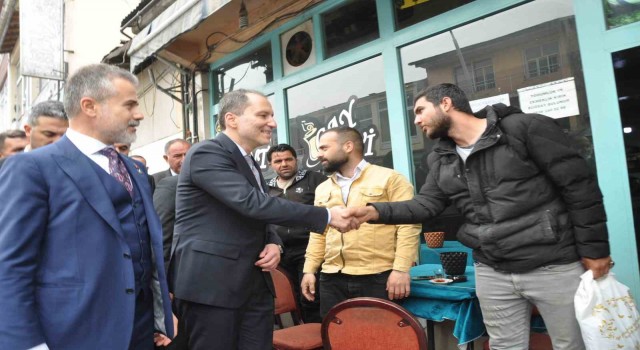 Yeniden Refah Partisi Genel Başkanı Fatih Erbakandan Eleşkirte teşekkür ziyareti
