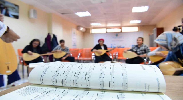 Yeşilyurttaki müzik kursları yoğun ilgi görüyor