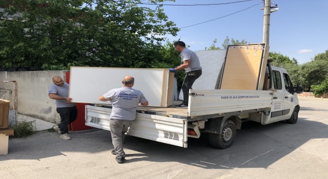 Yunusemre Belediyesi vatandaşının yardımına koşuyor