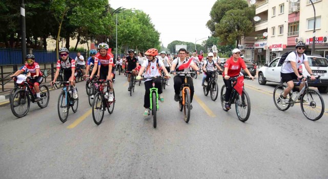 Yunusemrede pedallar 19 mayıs için çevrildi