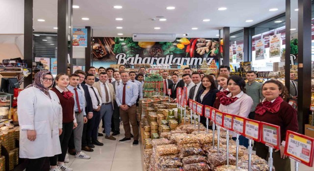 Yüzde 85 kadın istihdamına sahip firma 116. mağazasını Sefaköyde açtı