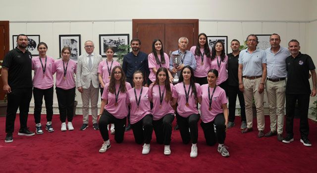 ABBSK U16 Kız Basketbol Takımı Türkiye Şampiyonu Oldu