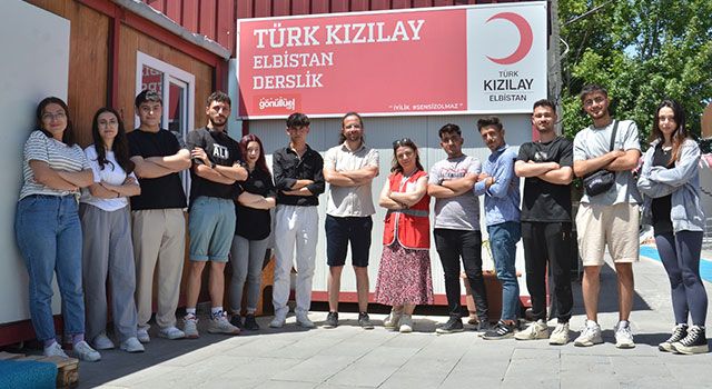 Afetzede Öğrenciler YKS’ye Kızılay Kütüphanesi’nde Hazırlandı