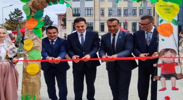 Altıntaşta Kadın Emeği temalı yılsonu sergisi