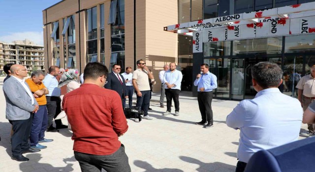 Başkan Hasan Kılca ve belediye meclis üyeleri, ilçedeki yatırımları inceledi