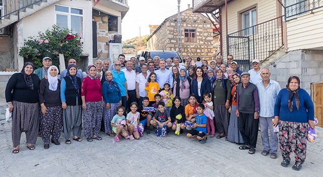 Başkan Vahap Seçer, Silifkeli Vatandaşlarla Buluştu