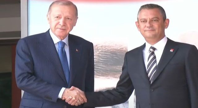 Erdoğan ve Özel CHP Genel Merkezi’nde Bir Araya Geldi
