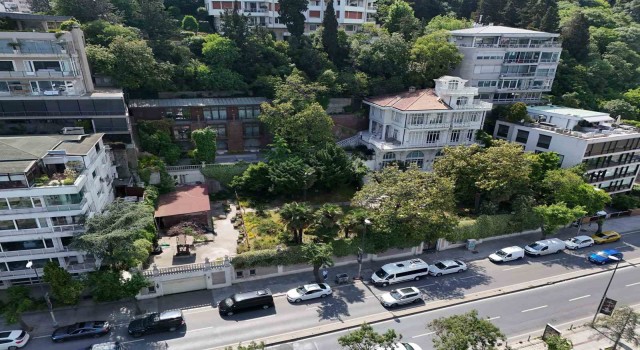 Firari Akın İpekin Bebekteki yalısını Tayvanlılar aldı