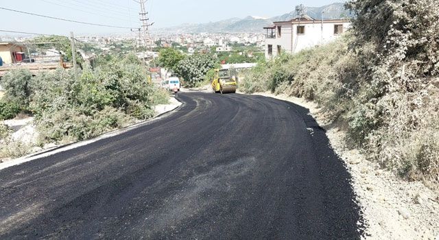Hatay Büyükşehir Belediyesi Yol İyileştirme Çalışmalarına Devam Ediyor