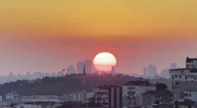 İstanbulda gün batımı manzarası hayran bıraktı