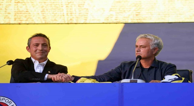 Jose Mourinho resmen Fenerbahçede