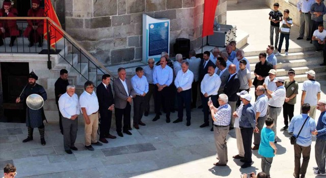 Konyanın Darülmülk oluşunun 927. yılında Selçuklu Sultanları anıldı