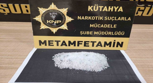 Kütahyada uyuşturucu madde satıcısı gözaltına alındı