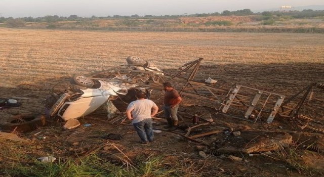 Manisada otomobil tarlaya uçtu: 1 ölü