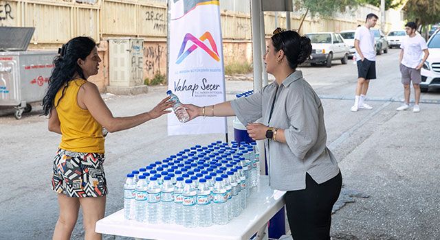Mersin Büyükşehir, Öğrencilerin Her Anında Yanında