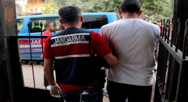 Mersinde DEAŞ operasyonu: 3 gözaltı