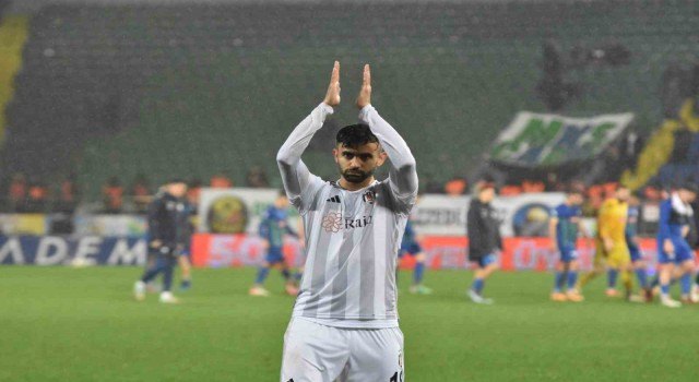 Rachid Ghezzal, Beşiktaşa veda etti