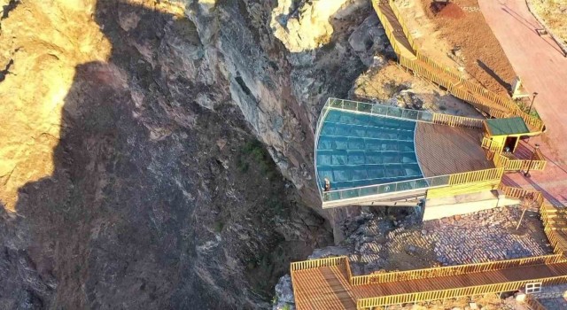 Sivas Valiliğinden “Mekanın sahipleri geldi” paylaşımı