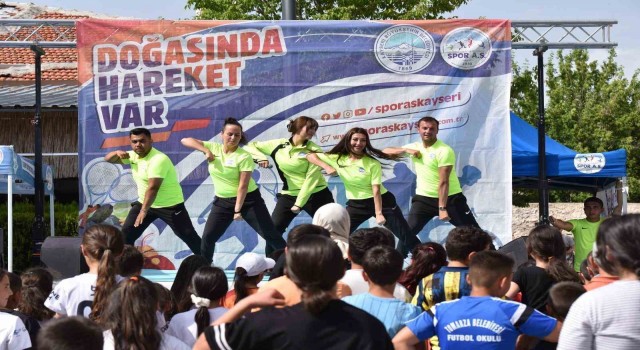 Spor a.Ş.den Tomarzada karne şenliği