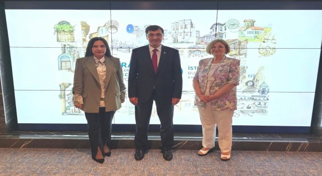 Tarihi Kentler Birliğinde Kütahyayı Başkan Kahveci, Meclis Üyesi Mankan ve Başkan Yardımcısı Uyanık temsil etti
