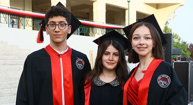 TEVİTÖL Mezunlarını Geleceğe Uğurluyor