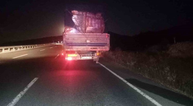 Uşak’ta Tır ile çarpışan motosiklet sürücüsü yaşamını kaybetti