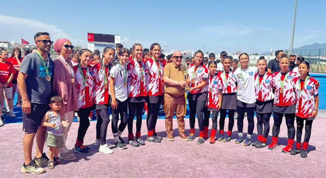 U16 Hokey Liglerinde Şampiyonlar Belli Oldu