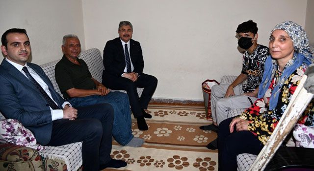 Vali Dr. Yılmaz'dan Esnaf ve Vatandaşlara Ziyaret