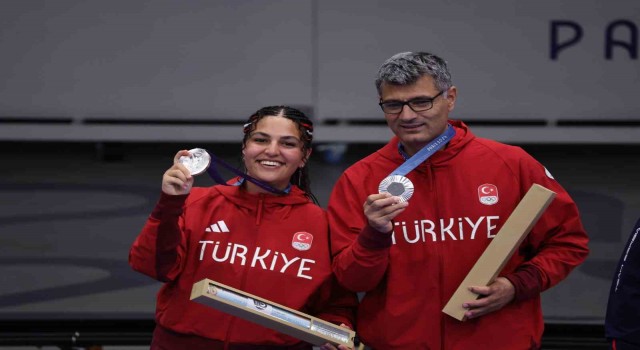 Atıcılıkta Şevval İlayda Tarhan ve Yusuf Dikeçten gümüş madalya