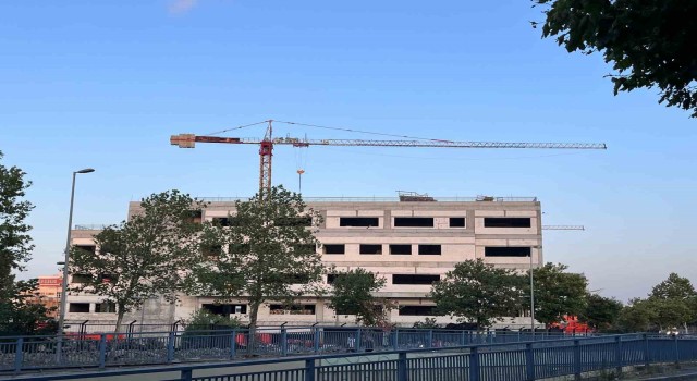 Avcılarda şantiyede kafasına demir saplanan işçi hayatını kaybetti