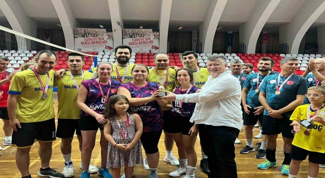 Aydında kurumlar yarıştı, çekişmeli turnuva sona erdi