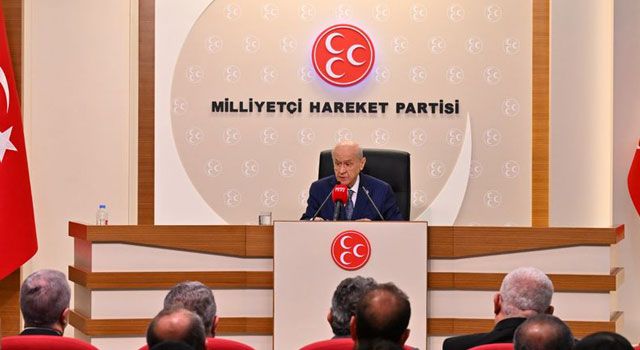 Bahçeli, 154 Kişilik Dosyayı Gösterdi: “Hedefimiz Adalet”