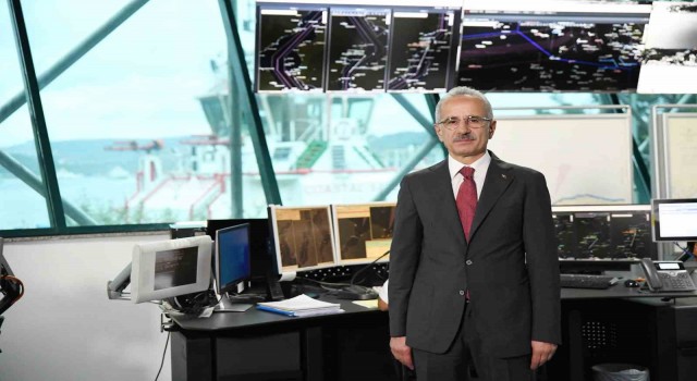 Bakan Uraloğlu: “İstanbul Boğazında 416 milyon ton yük taşındı”