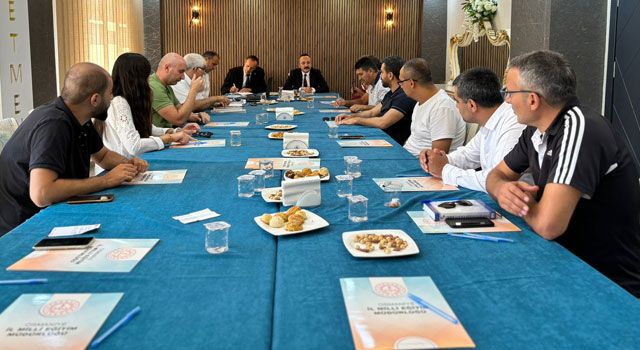 Bakanlık Yetkilileri Eğitim ve İnşaat Projelerini İnceledi