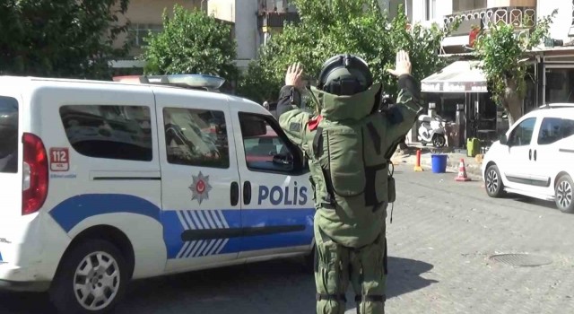 Balkondaki kadına polisten ‘şüpheli valiz uyarısı