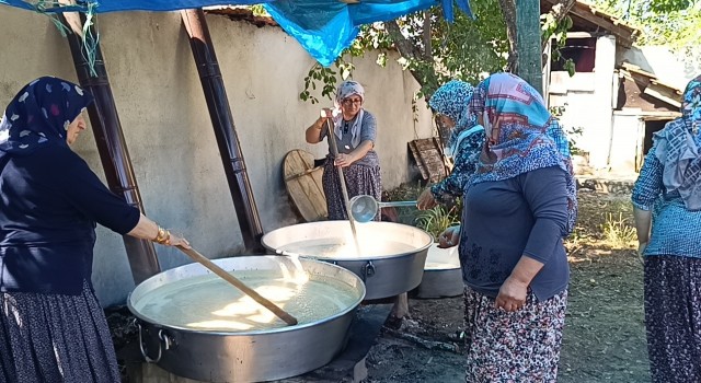Bilecikte asırlık gelenek köy kadınları tarafından yaşatılıyor