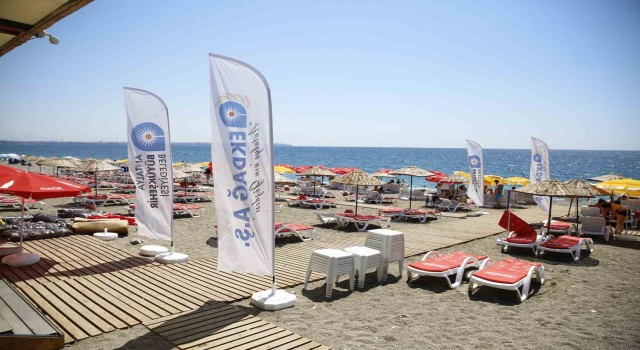 Büyükşehirin Konyaaltı Sahilindeki ikinci halk plajı hizmette