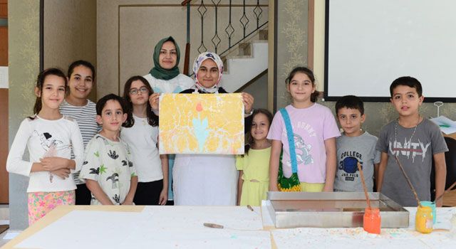 Çocuklardan Ebru Sanatı Atölyesine Yoğun İlgi
