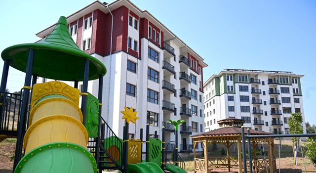 Deprem Konutlarında Çalışmalar Hız Kesmeden Devam Ediyor