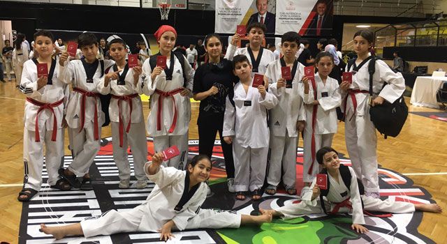 Genç Tekvandocular Kuşak Sınavında Ter Döktü
