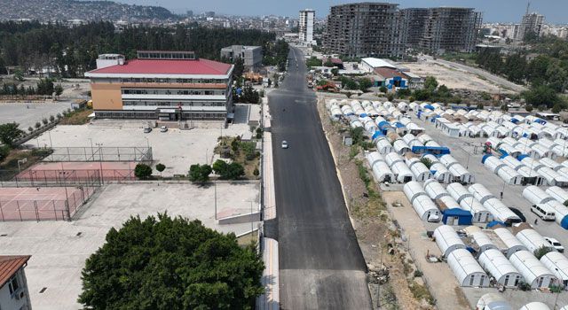 Hatay Büyükşehir Belediyesi Hız Kesmeden Yol Çalışmalarına Devam Ediyor