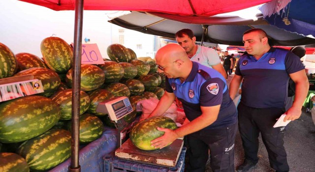 İlkadımda pazarlar kontrol altında