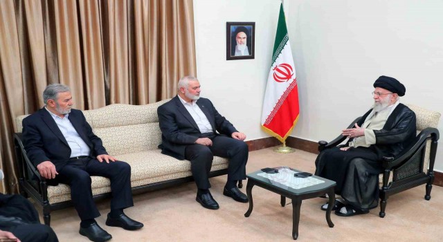 İran dini lideri Hamaney,: “Ermenistan ile iş birliğimizi artırmak istiyoruz"